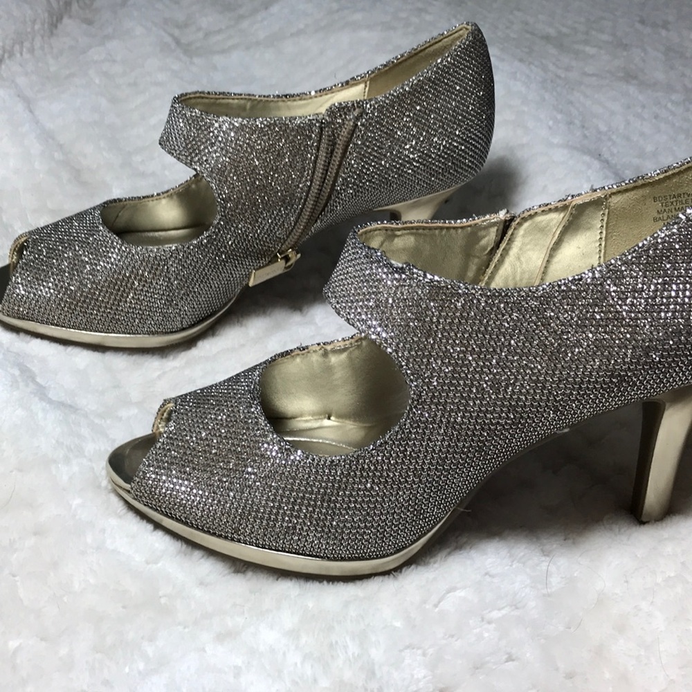 Bandolino sparkle heels